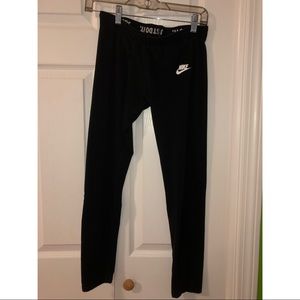 Girls Nike leggings